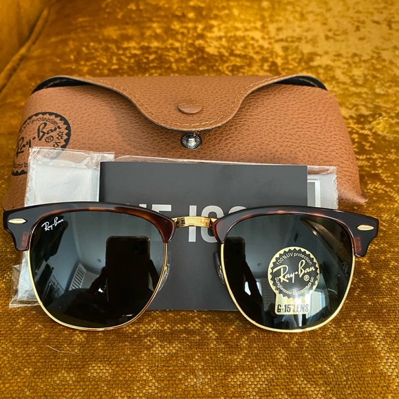 Never worn ray ban sunglasses - Picture 1 of 4